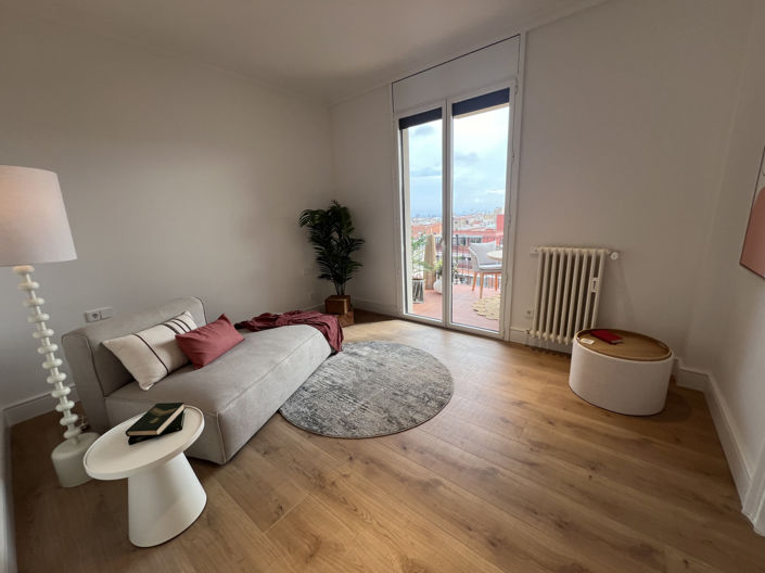 Image No.8-4 Bed Property for sale