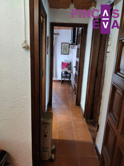 Image No.15-3 Bed Property for sale