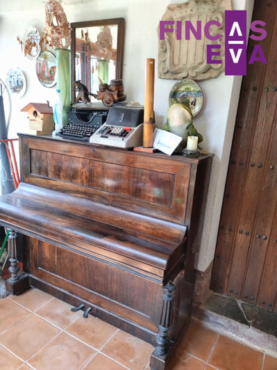 Image No.20-3 Bed Property for sale