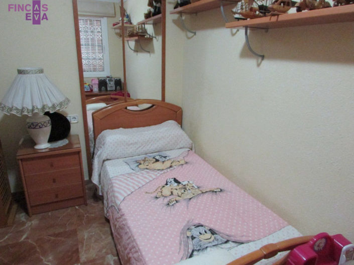 Image No.16-4 Bed Property for sale