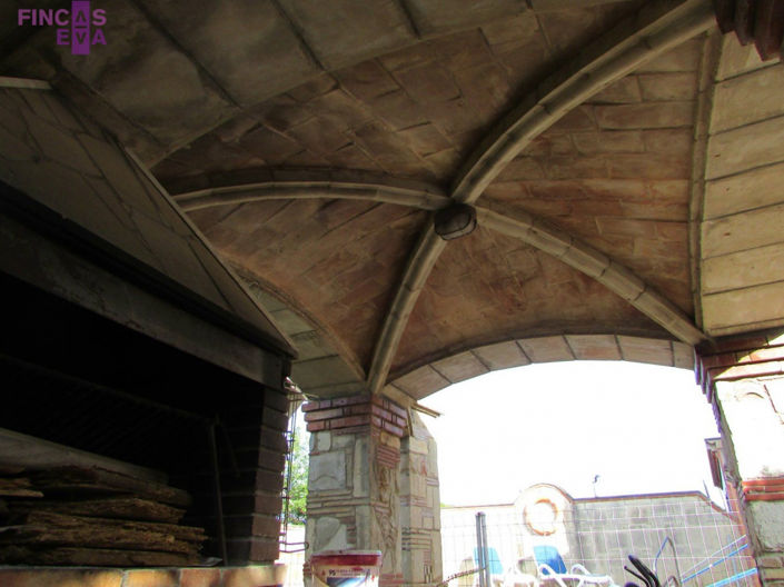 Image No.37-4 Bed Property for sale