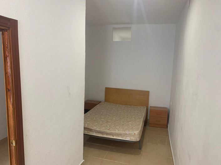 Image No.5-3 Bed Property for sale