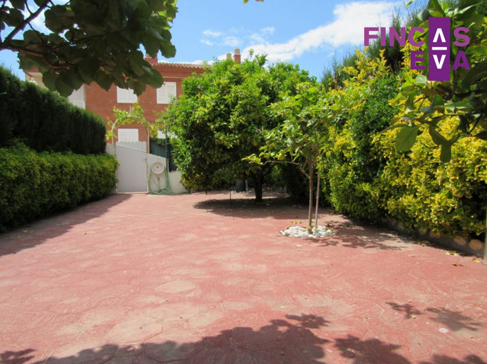 Image No.3-Propriété de 5 chambres à vendre à Altafulla