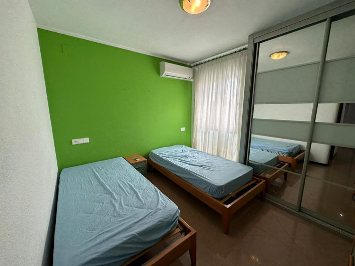 Image No.33-3 Bed Property for sale