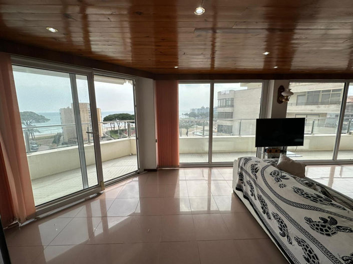 Image No.6-3 Bed Property for sale