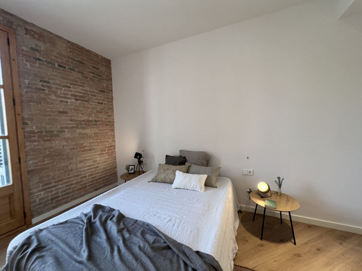 Image No.20-3 Bed Property for sale