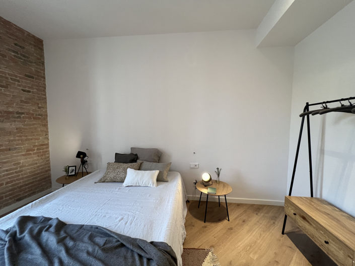 Image No.21-3 Bed Property for sale