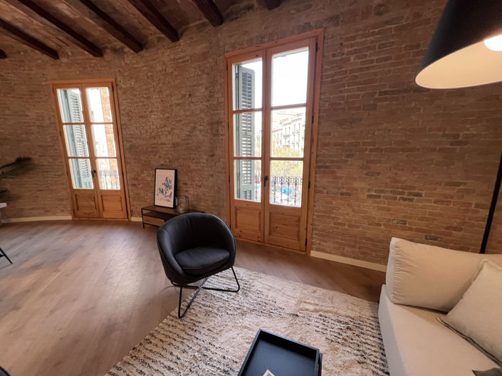 Image No.41-3 Bed Property for sale