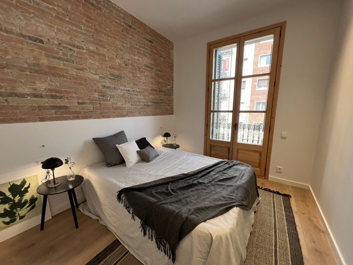 Image No.8-3 Bed Property for sale