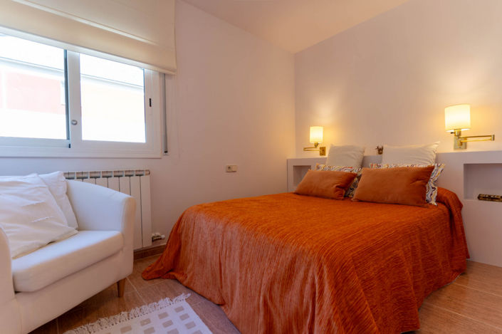 Image No.15-5 Bed Property for sale