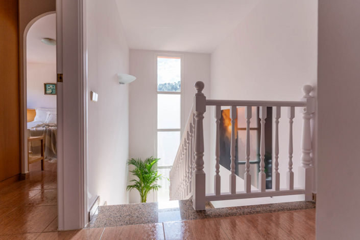 Image No.16-5 Bed Property for sale