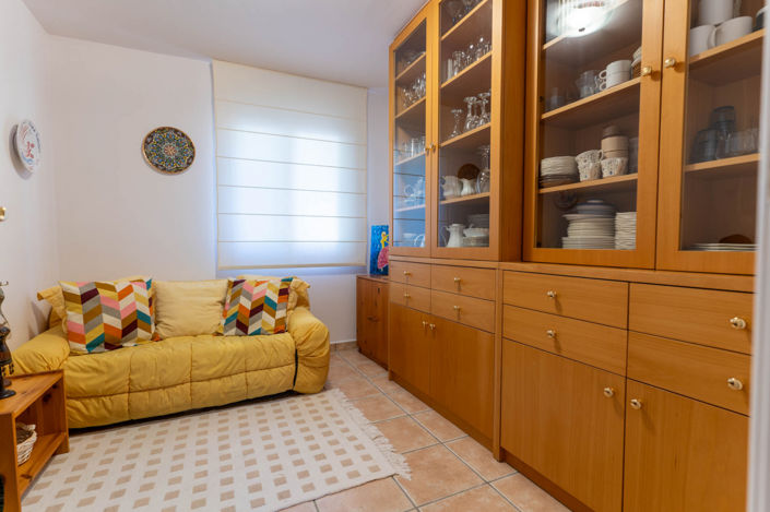 Image No.17-5 Bed Property for sale