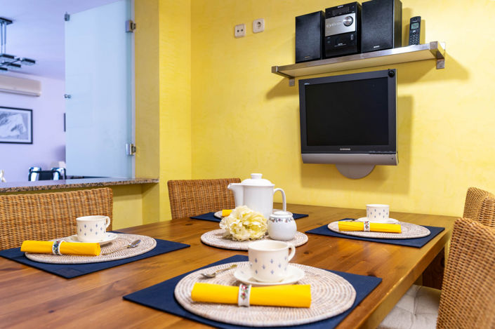 Image No.19-5 Bed Property for sale