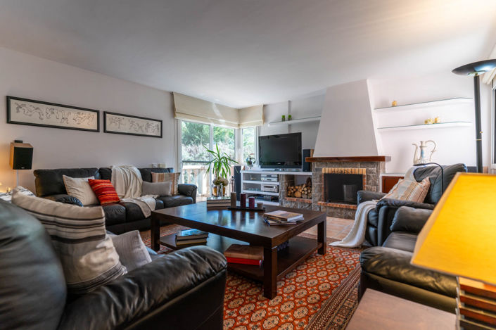 Image No.25-5 Bed Property for sale