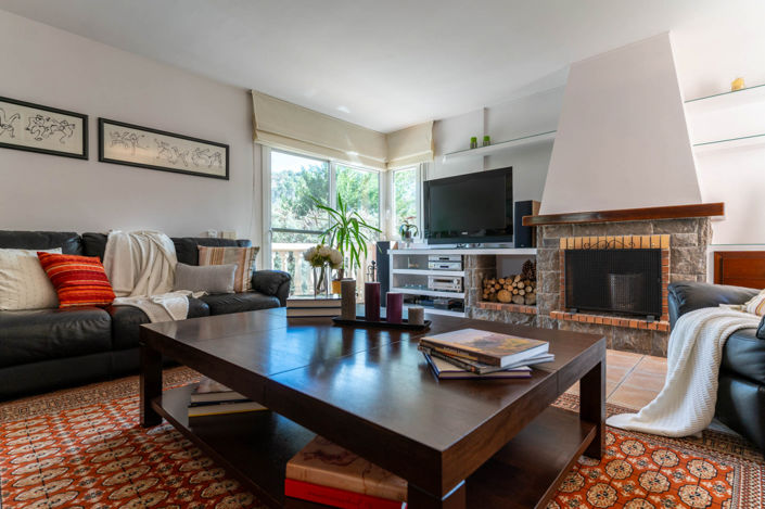 Image No.31-5 Bed Property for sale