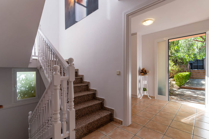 Image No.36-5 Bed Property for sale