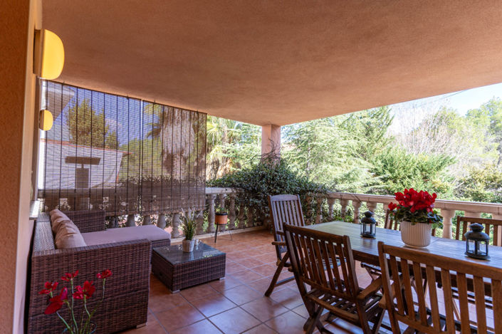 Image No.5-5 Bed Property for sale