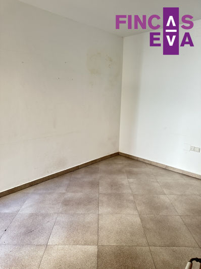 Image No.13-5 Bed Property for sale