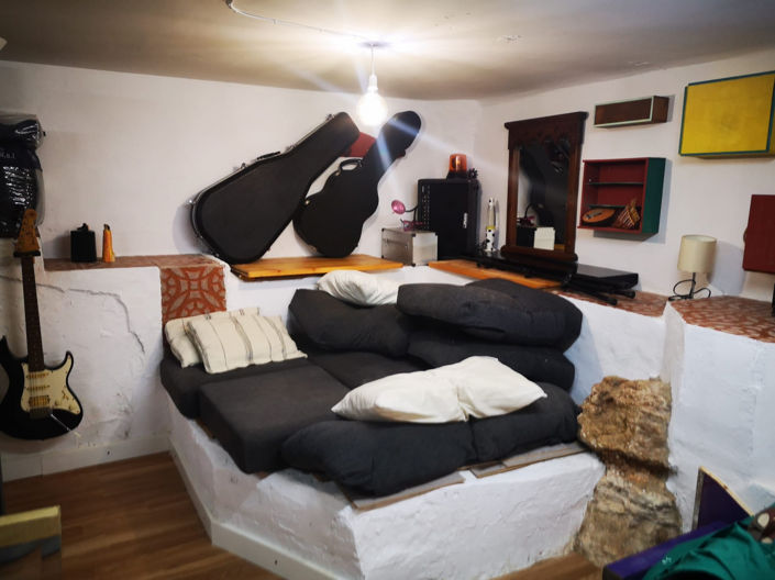 Image No.21-3 Bed Property for sale