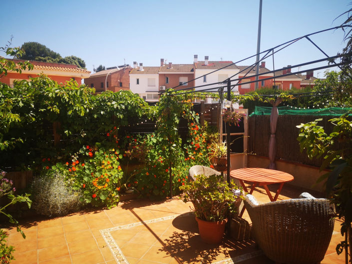 Image No.2-3 Bed Property for sale