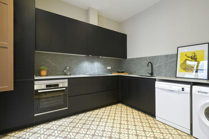 Image No.16-2 Bed Property for sale