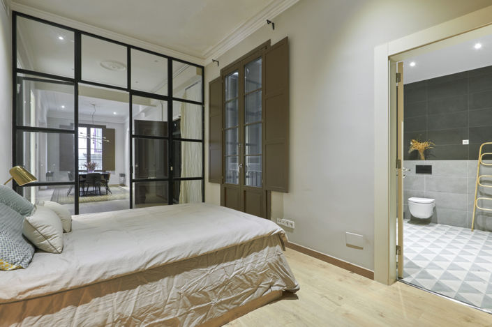 Image No.27-2 Bed Property for sale