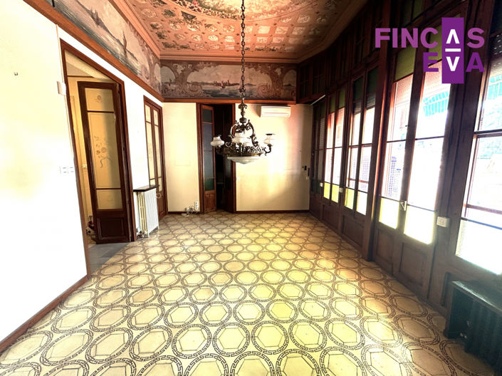 Image No.3-6 Bed Property for sale