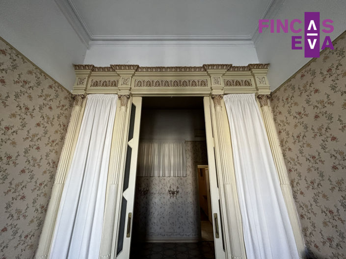 Image No.29-6 Bed Property for sale