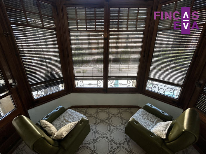 Image No.46-6 Bed Property for sale