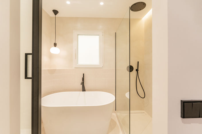 Image No.23-3 Bed Property for sale