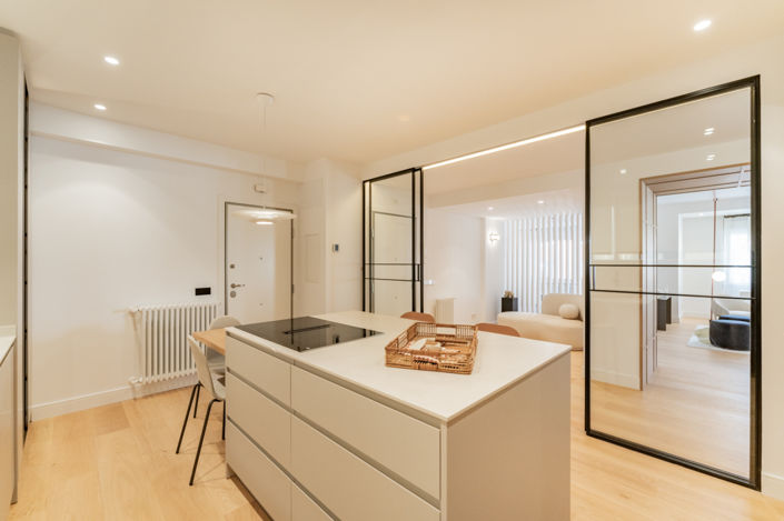 Image No.30-3 Bed Property for sale