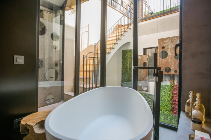 Image No.11-3 Bed Property for sale