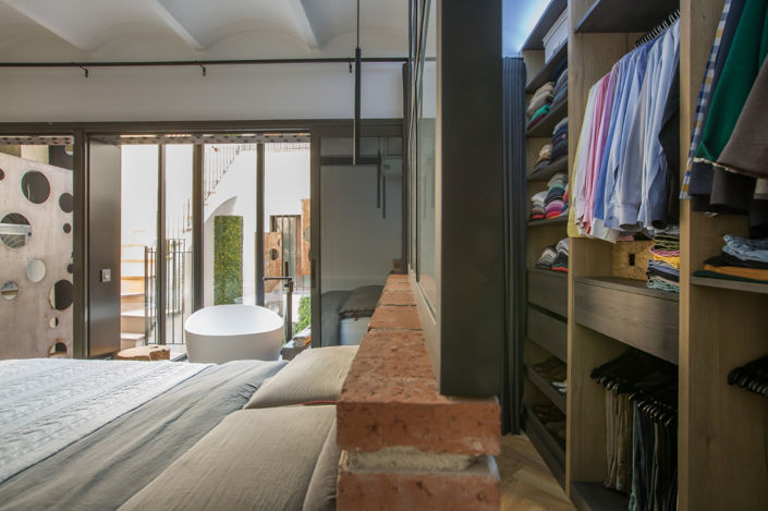 Image No.14-3 Bed Property for sale