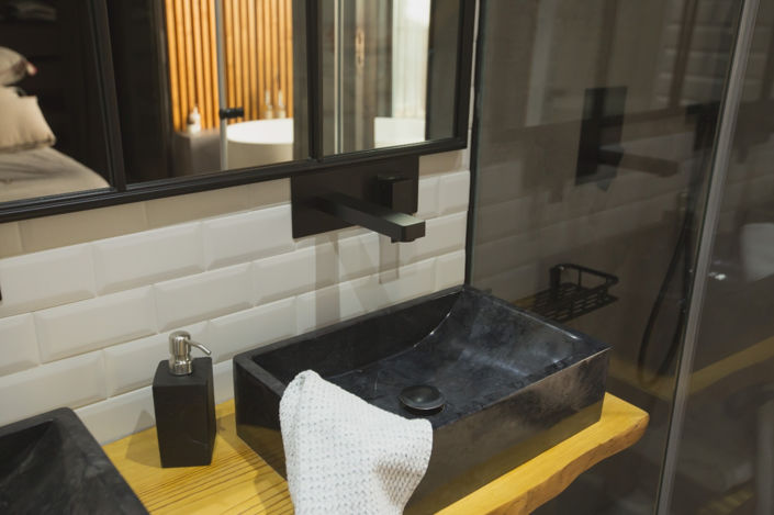 Image No.40-3 Bed Property for sale