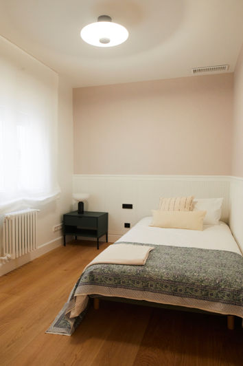 Image No.29-3 Bed Property for sale