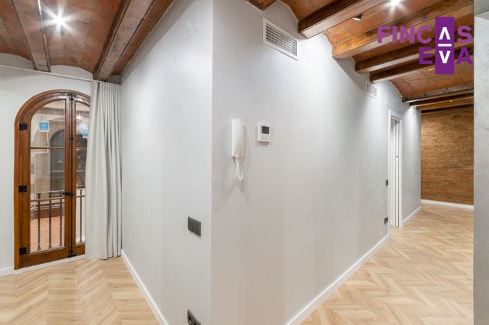 Image No.15-4 Bed Property for sale