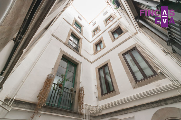 Image No.22-4 Bed Property for sale