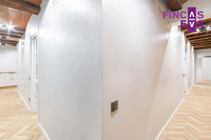 Image No.25-4 Bed Property for sale