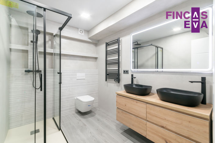 Image No.31-4 Bed Property for sale