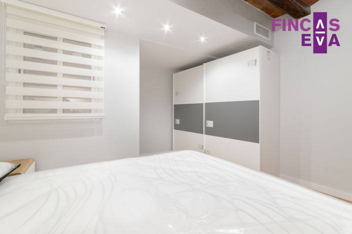 Image No.35-4 Bed Property for sale