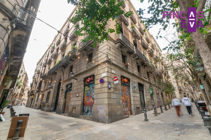 Image No.39-4 Bed Property for sale