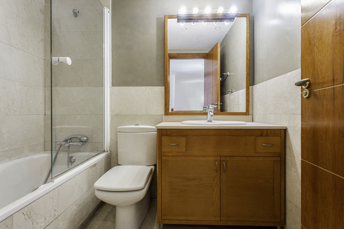 Image No.20-4 Bed Property for sale