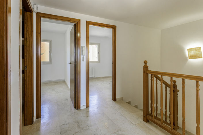 Image No.23-4 Bed Property for sale