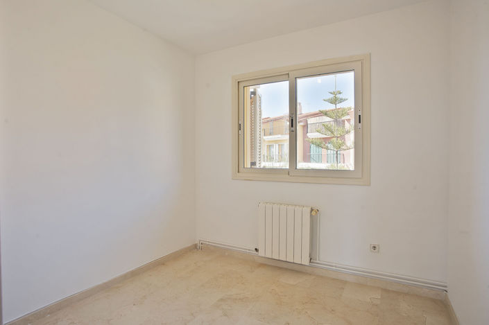 Image No.29-4 Bed Property for sale