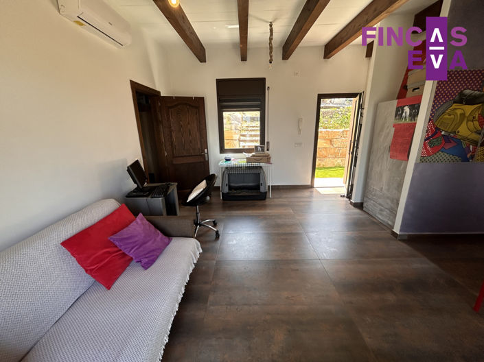 Image No.20-1 Bed Property for sale