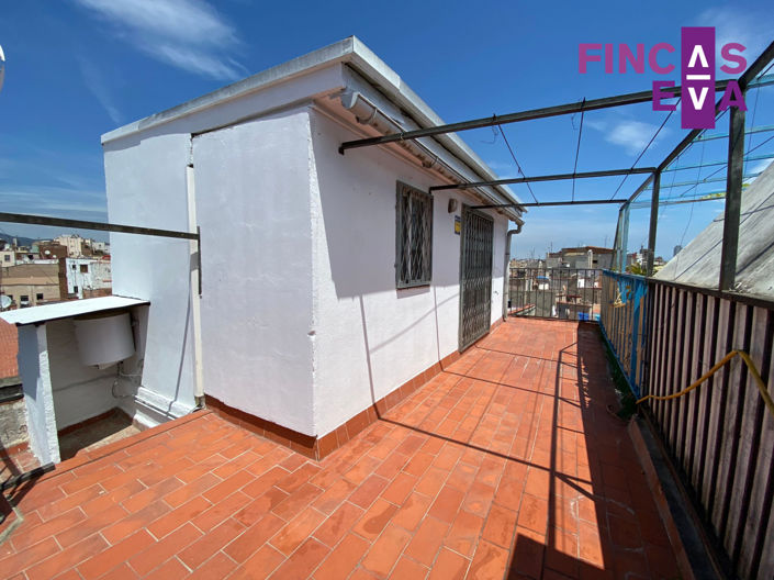 Image No.11-2 Bed Property for sale