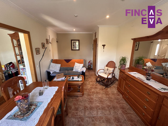 Image No.17-4 Bed Property for sale