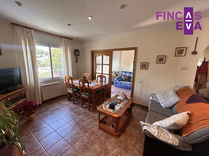 Image No.19-4 Bed Property for sale