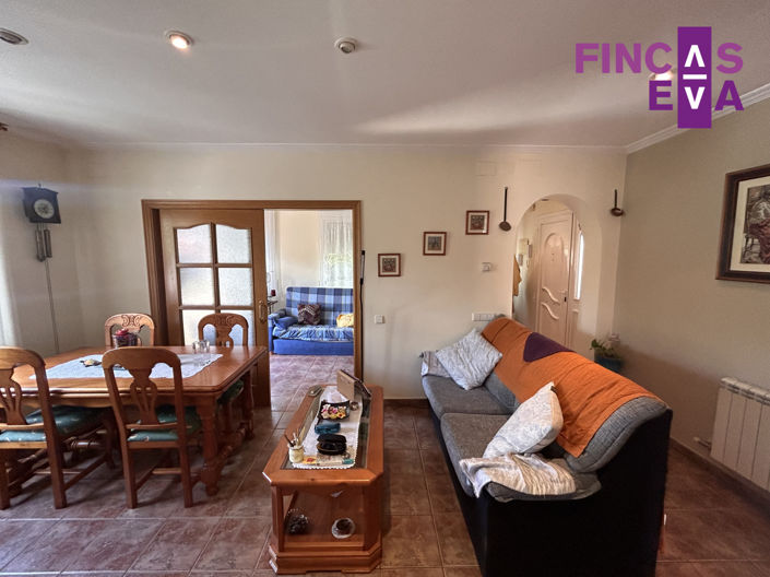 Image No.20-4 Bed Property for sale