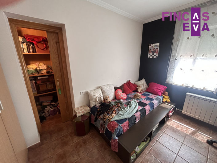 Image No.31-4 Bed Property for sale